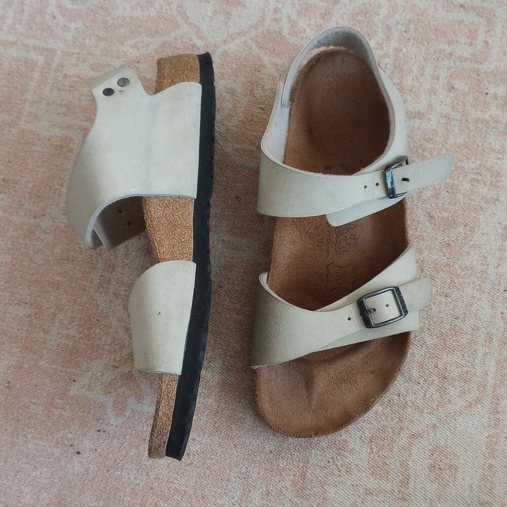 Birkenstock Milano Sandals Cream Leather Footbed Minimalist Normcore Coastal